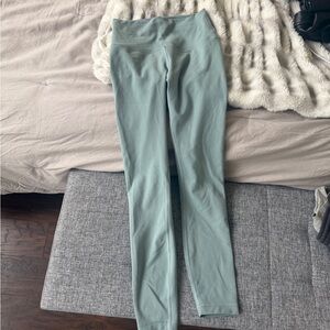 Lululemon Athletica Women's Blue Cropped Pants